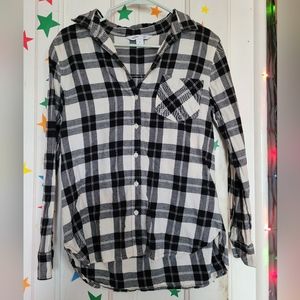 Old Navy Women's Black And White Flannel